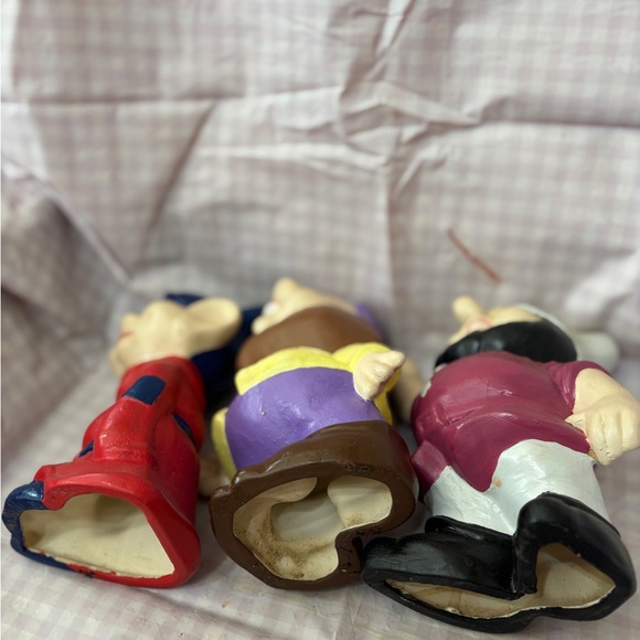 Vintage Ceramic Set of 5 Dwarves Disney Figurines Hand Painted - Picture 6 of 16